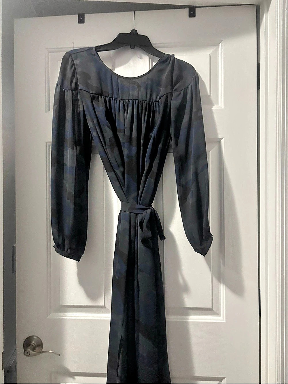 Banana Republic Camo Tie-Waist Maxi Dress Size 8 Like New